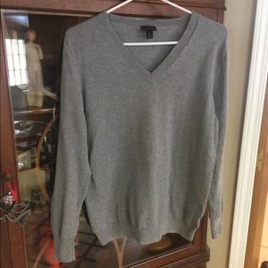 Worthington V neck sweater